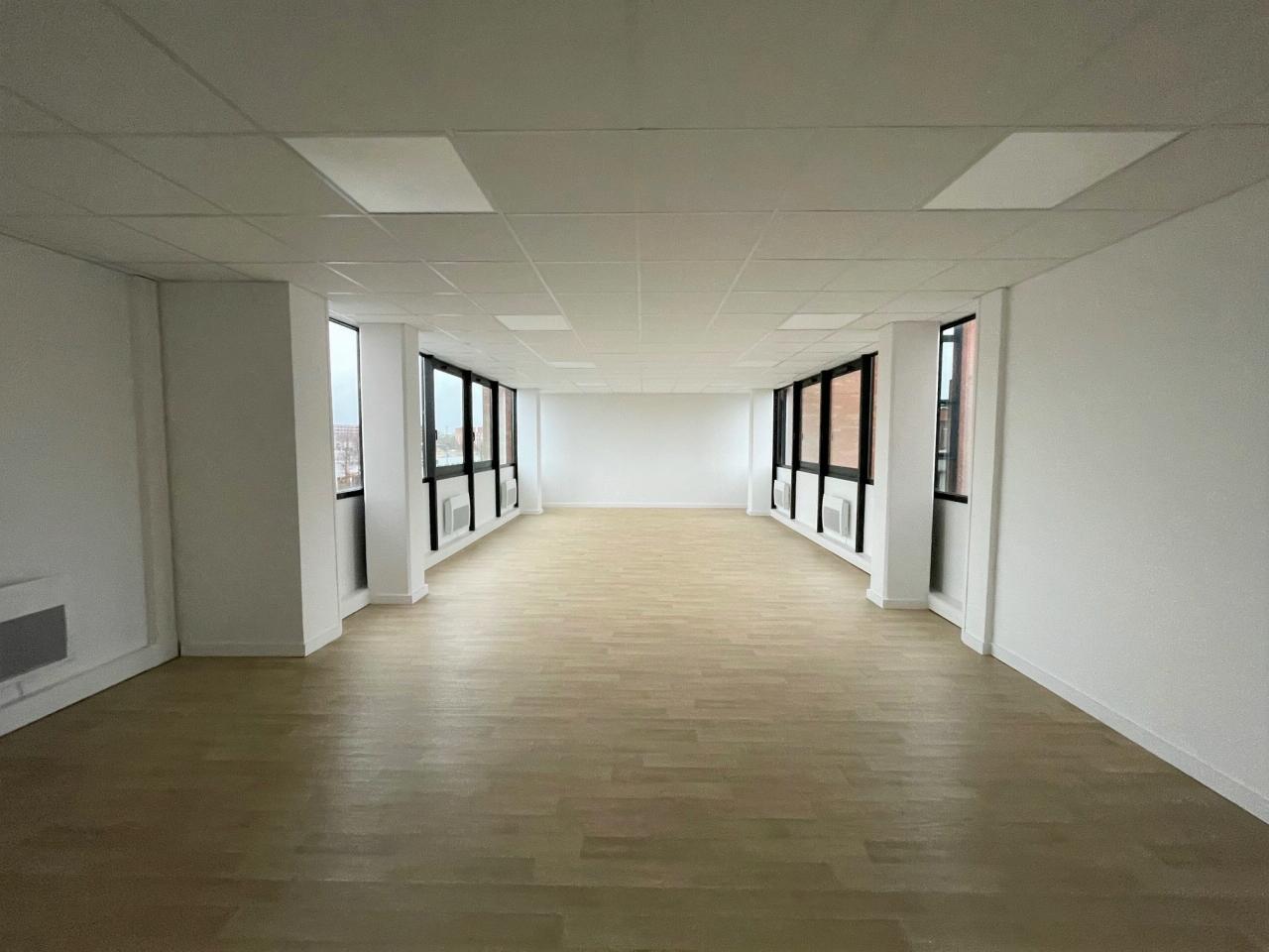 Bureau Villeneuve-d'Ascq 1379m² Location bureau Villeneuve-d'Ascq Nord OLBUR2425792 2